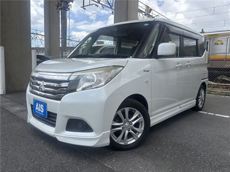 MITSUBISHI DELICA D2