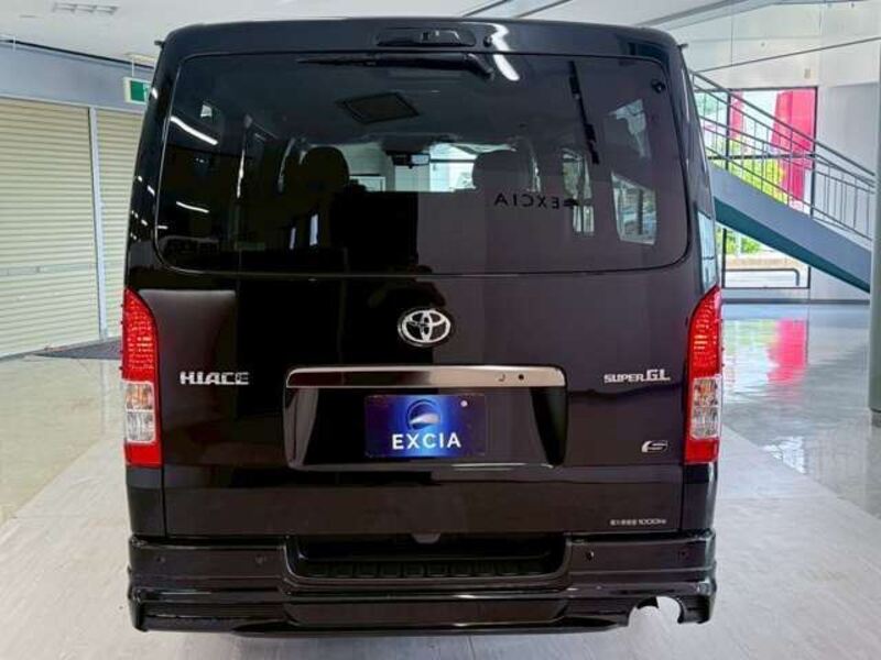HIACE VAN