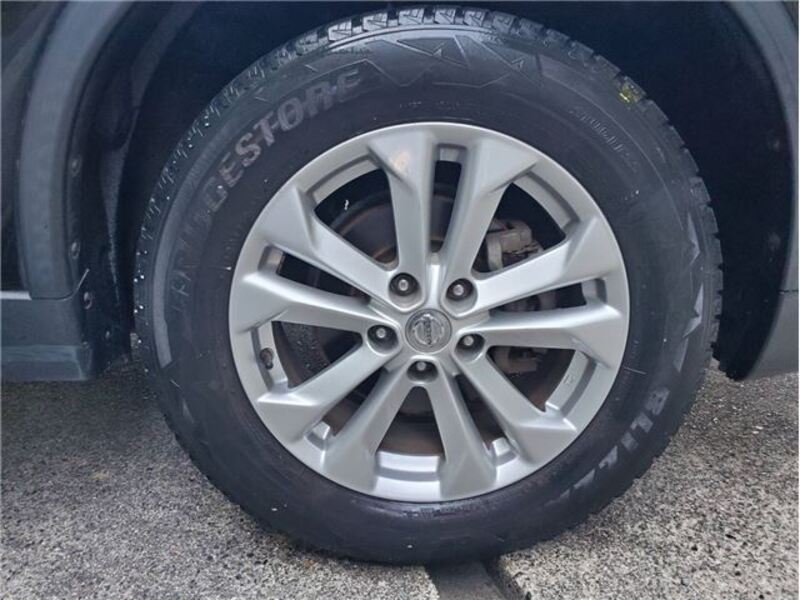 X-TRAIL