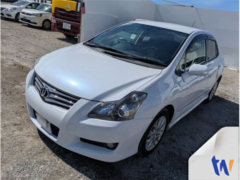 TOYOTA BLADE