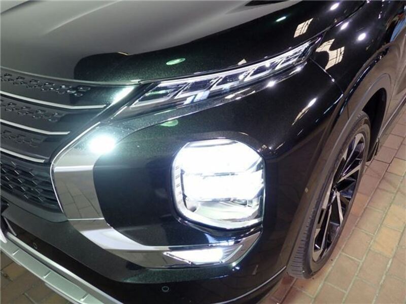 OUTLANDER PHEV