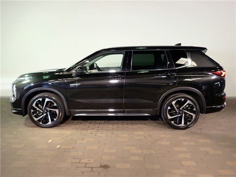 OUTLANDER PHEV