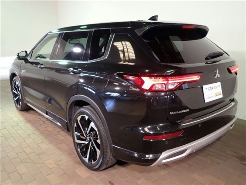 OUTLANDER PHEV