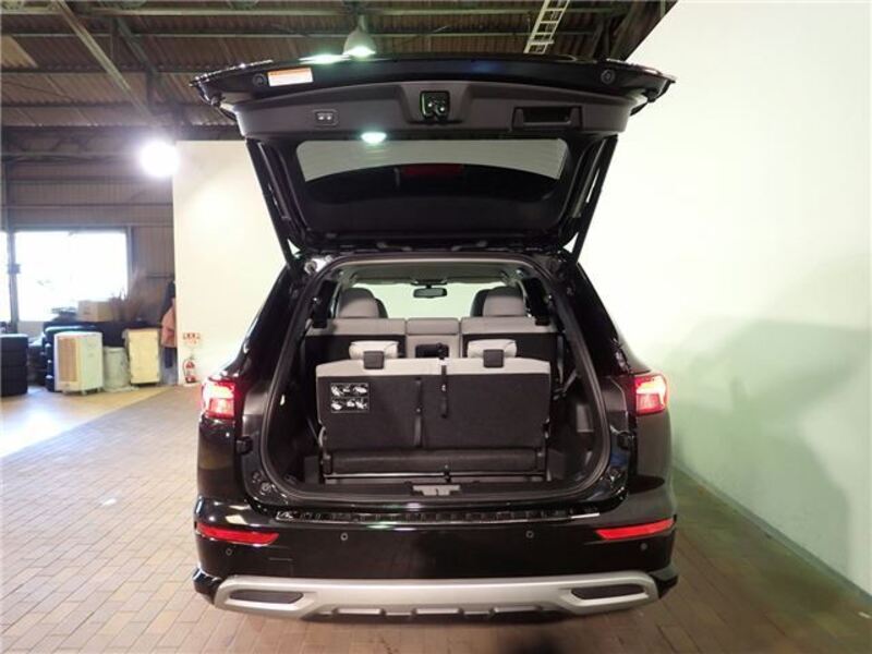 OUTLANDER PHEV
