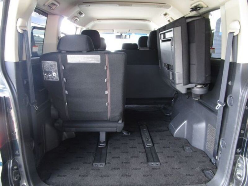 DELICA D5