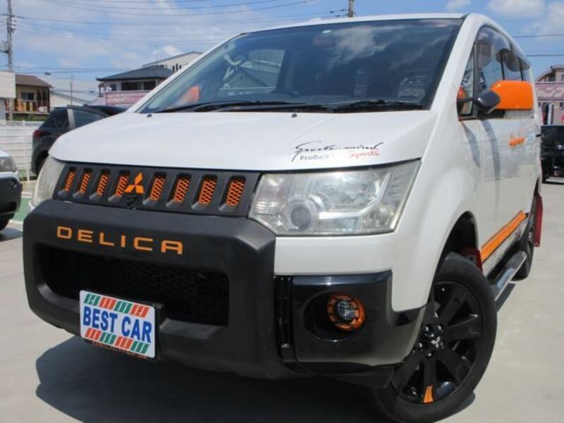 MITSUBISHI DELICA D5