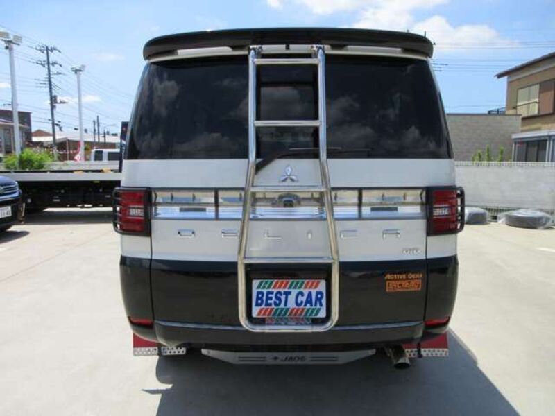 DELICA D5