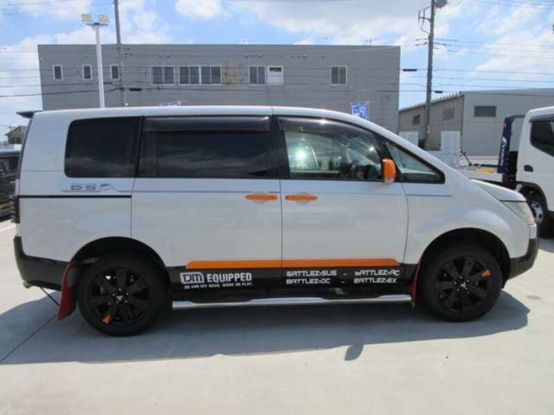 DELICA D5