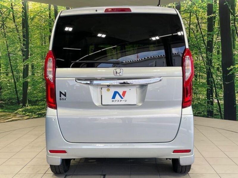 N BOX