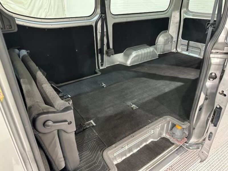 NV350 CARAVAN