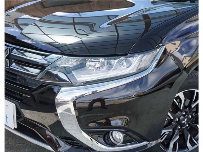 OUTLANDER PHEV
