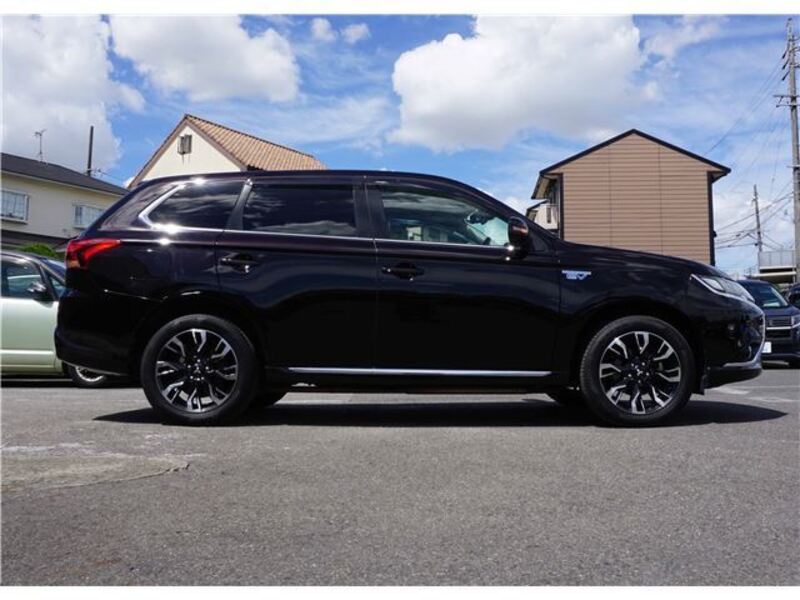OUTLANDER PHEV