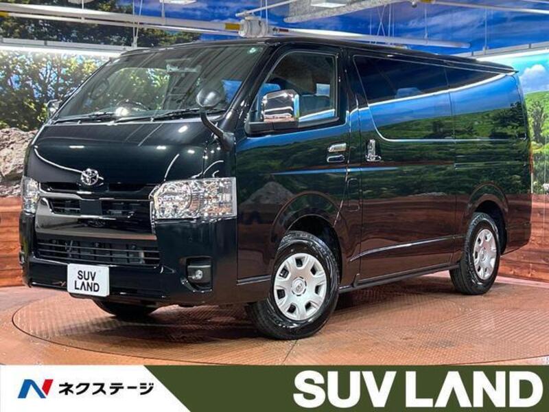 TOYOTA HIACE VAN