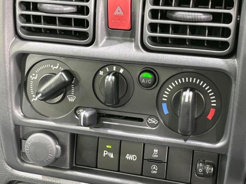 CLIPPER TRUCK