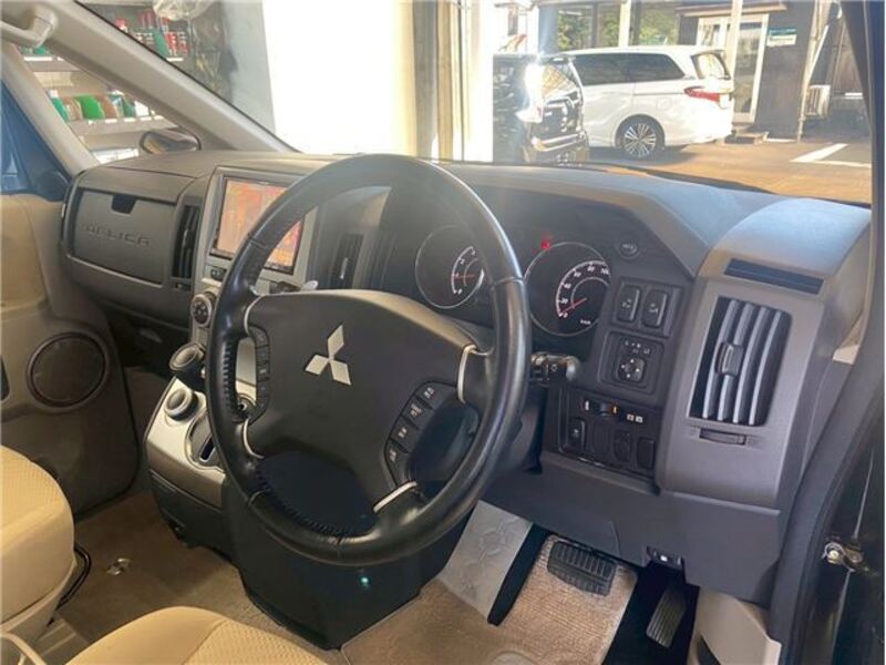 DELICA D5