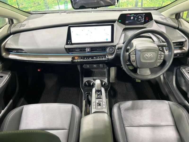 PRIUS PHV