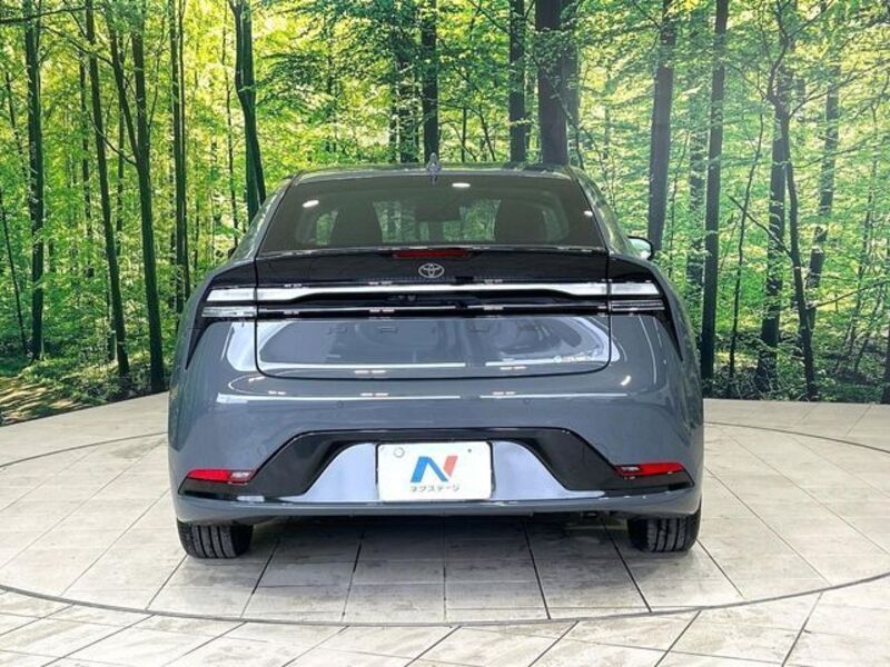 PRIUS PHV