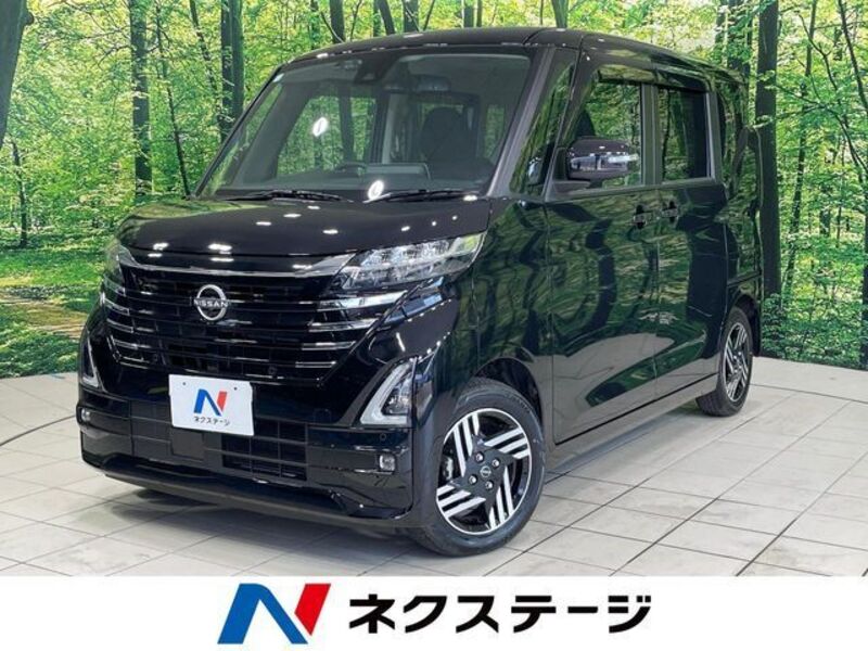 NISSAN ROOX