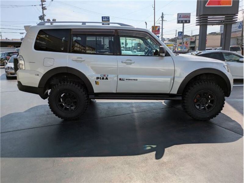 PAJERO