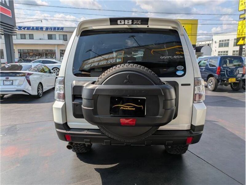 PAJERO