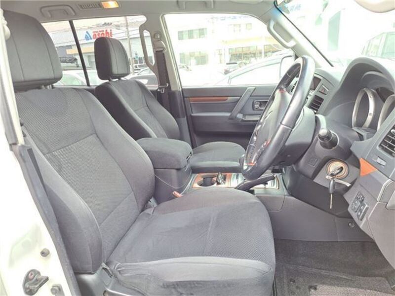 PAJERO