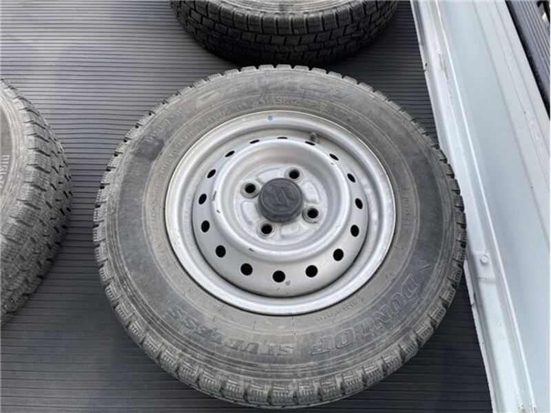 CARRY TRUCK