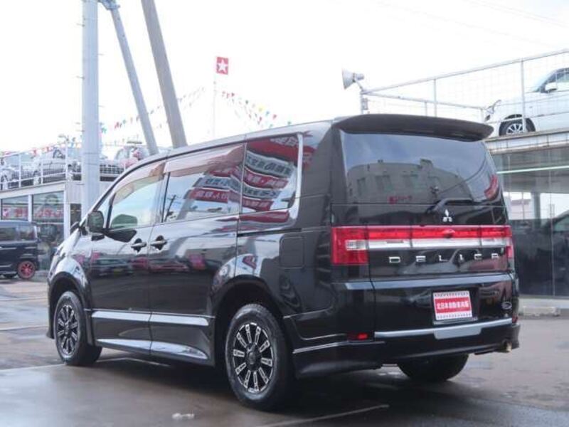 DELICA D5