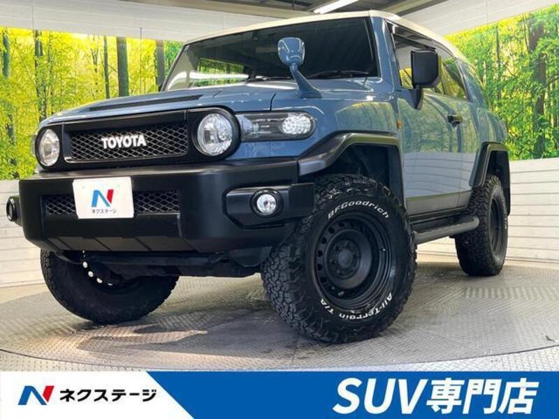 TOYOTA FJ CRUISER