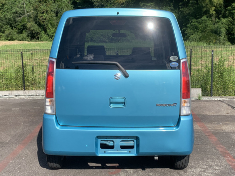 WAGON R