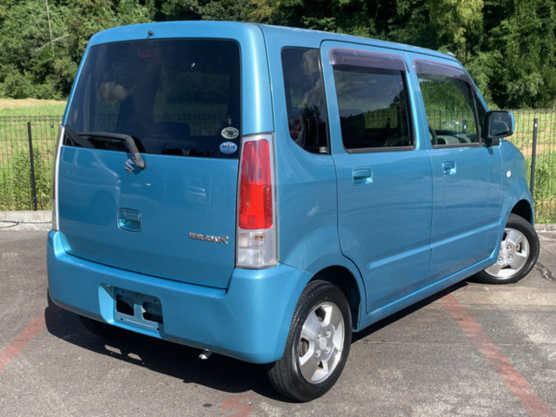 WAGON R