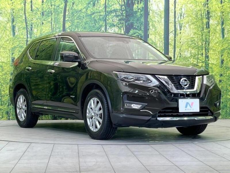 X-TRAIL