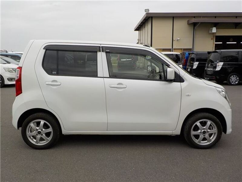 WAGON R