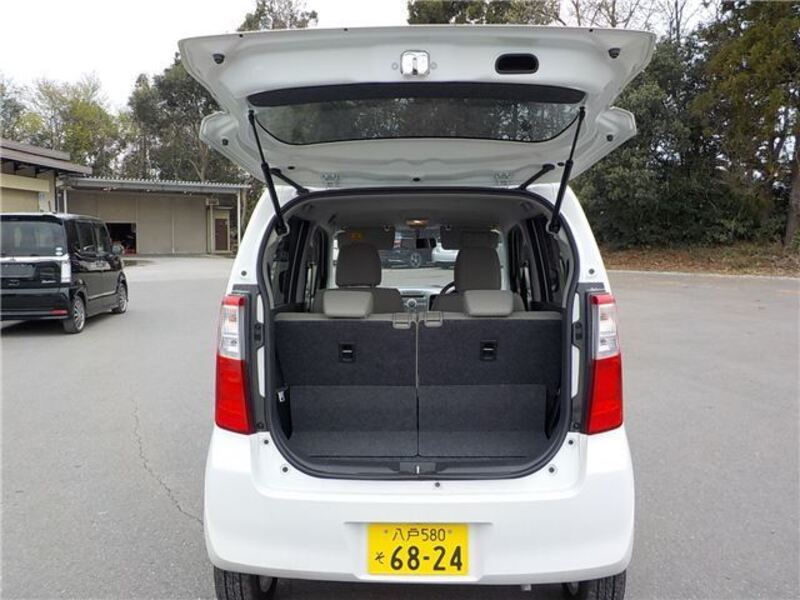 WAGON R