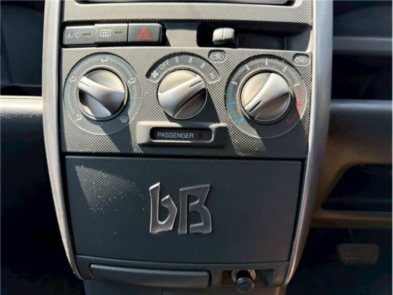 BB