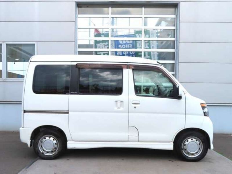 ATRAI WAGON