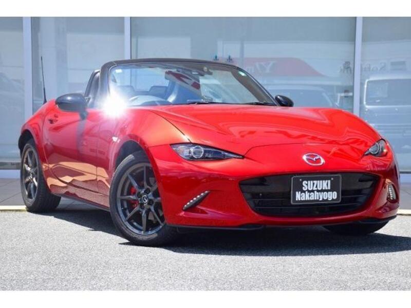 ROADSTER-0