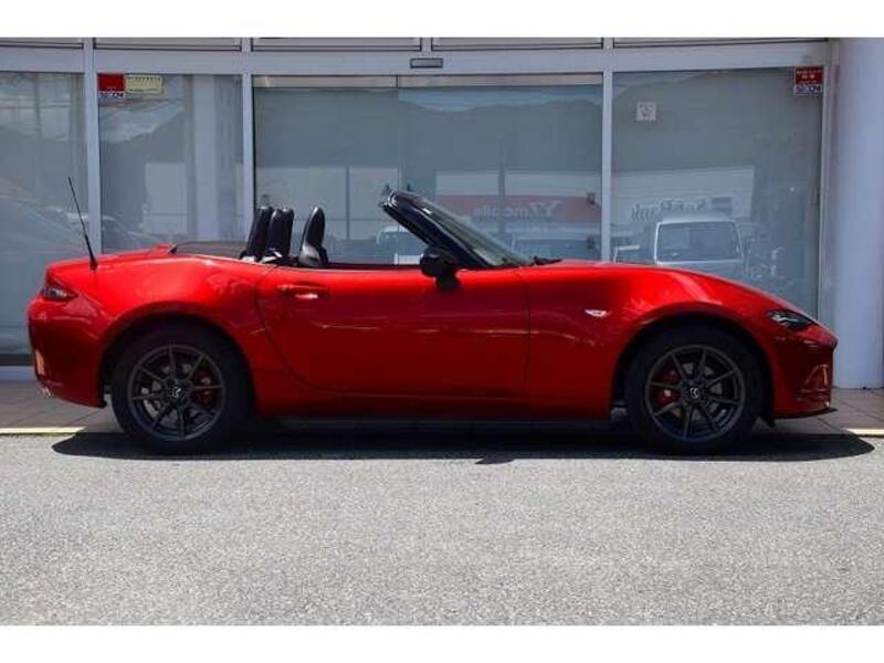 ROADSTER