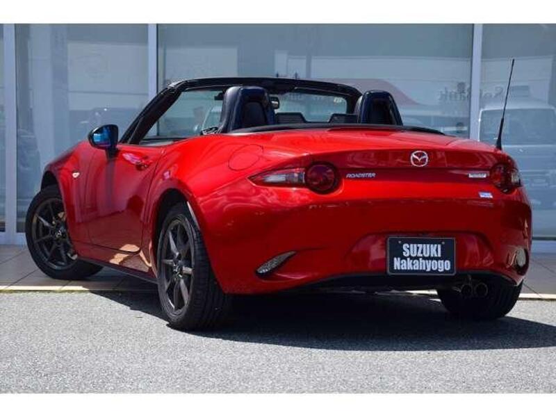ROADSTER