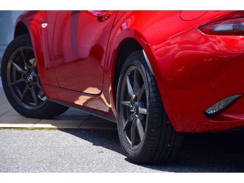 ROADSTER