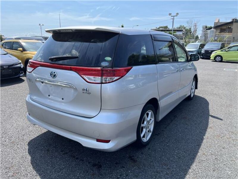 ESTIMA HYBRID