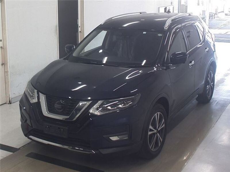 X-TRAIL
