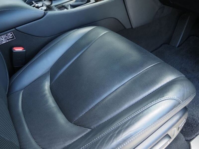LX