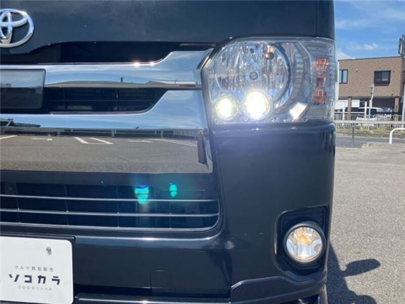 HIACE VAN