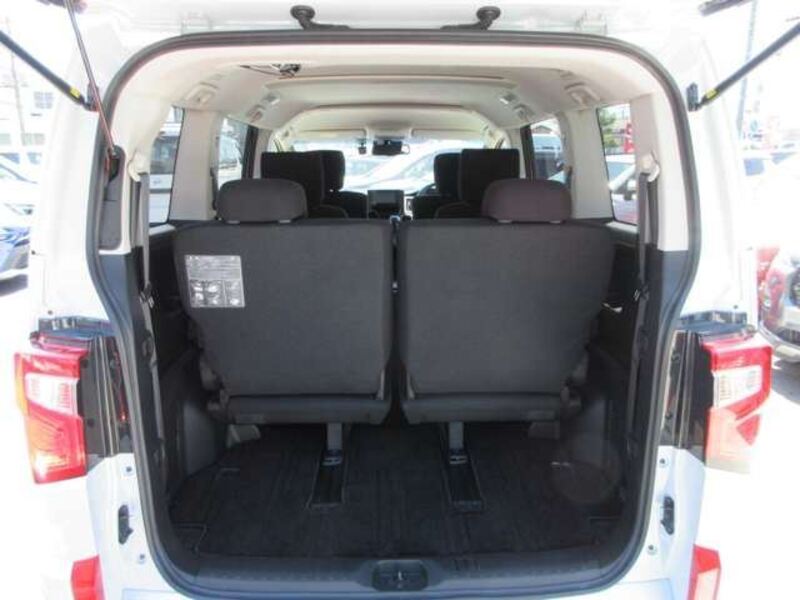 DELICA D5