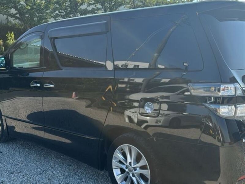 VELLFIRE
