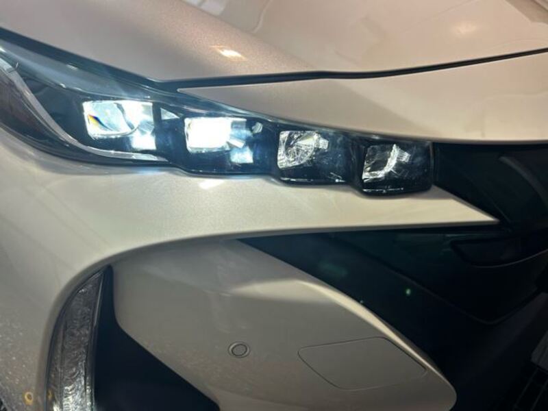 PRIUS PHV