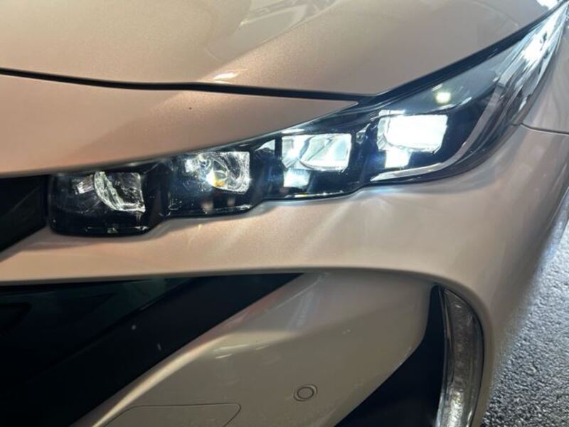 PRIUS PHV