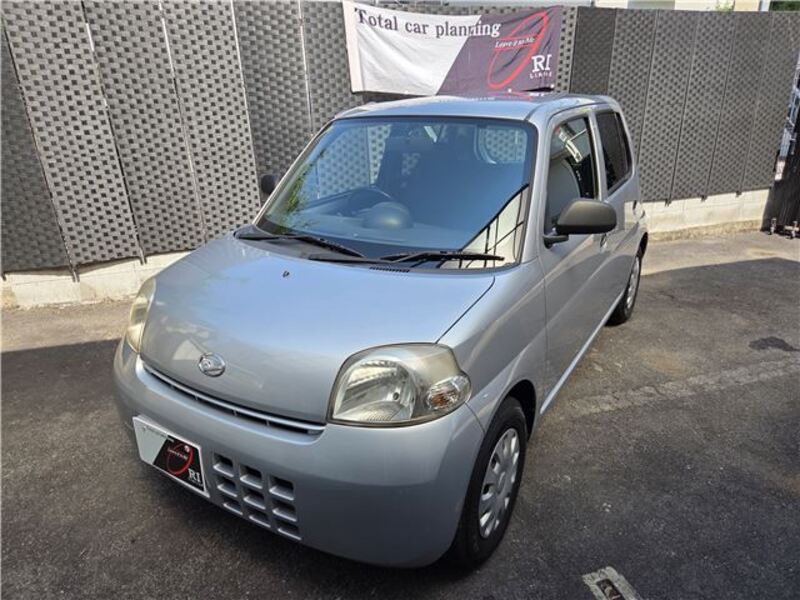 DAIHATSU ESSE