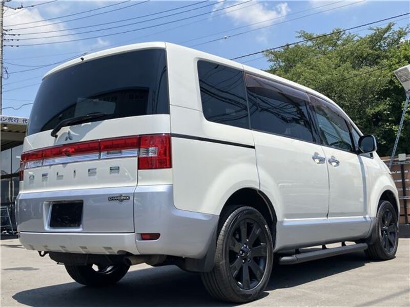 DELICA D5