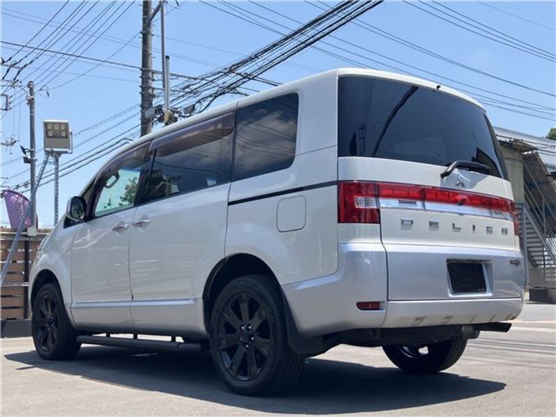 DELICA D5